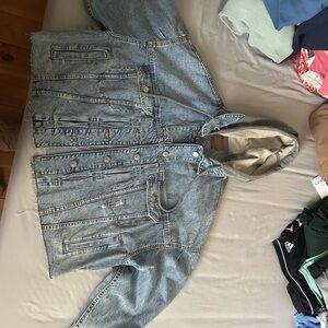 American Eagle Outfitters Light Blue Denim Jacket